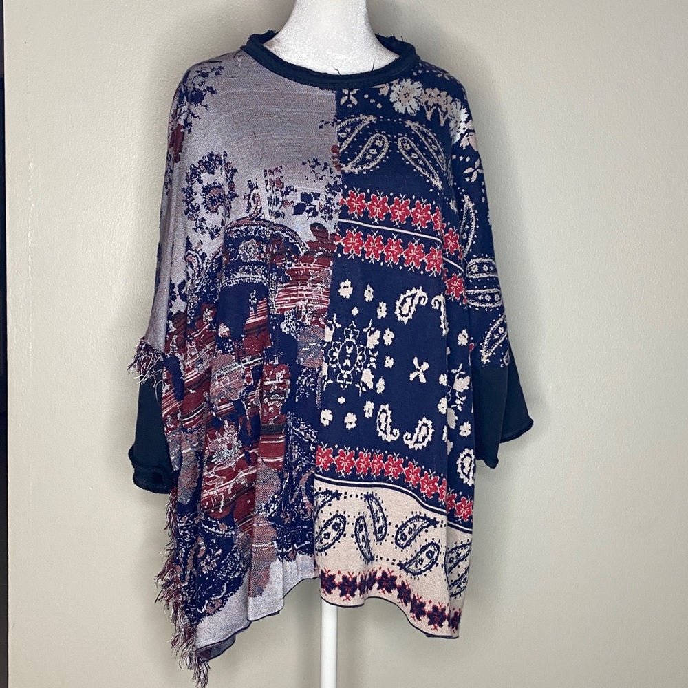 FREE PEOPLE Oversized PATCHWORK PAISLEY FRINGED PONCHO SWEATER TUNIC - Size XS/S
